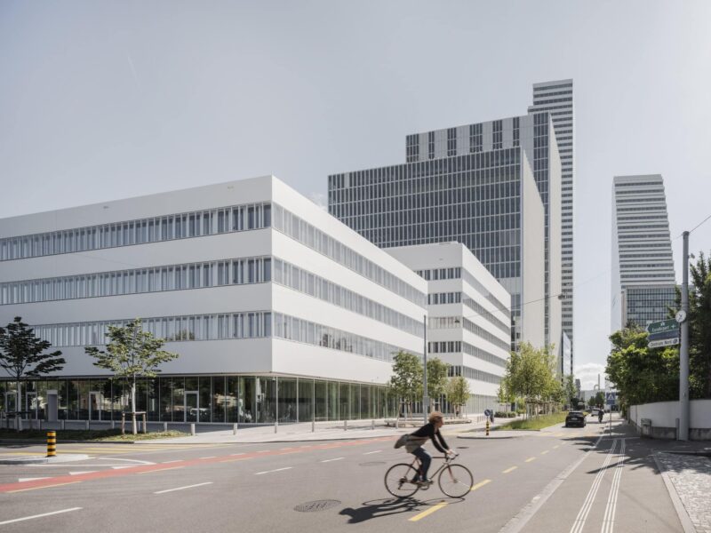 Roche opens new research and development center